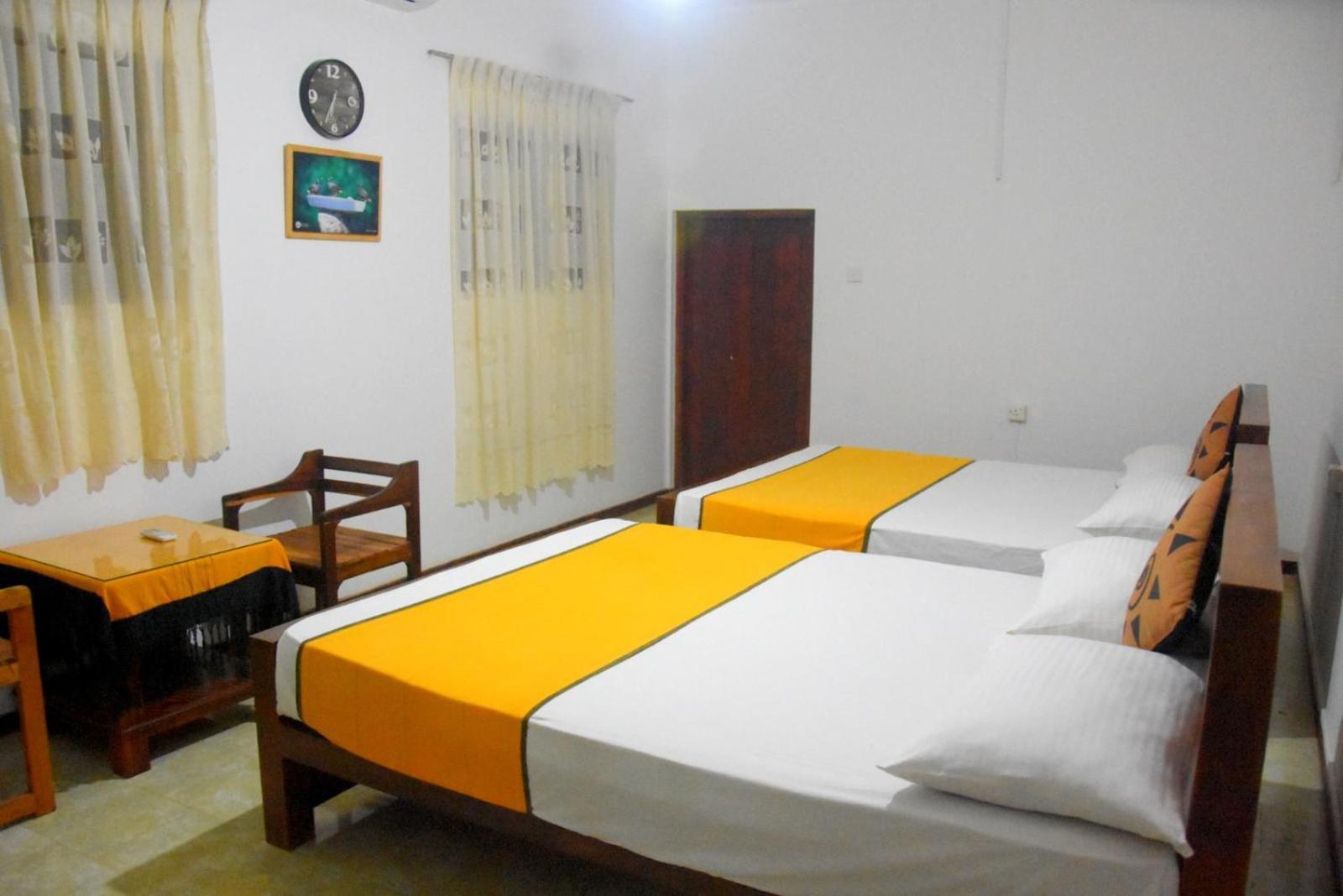 Yellow Birds Resort Anuradhapura Esterno foto