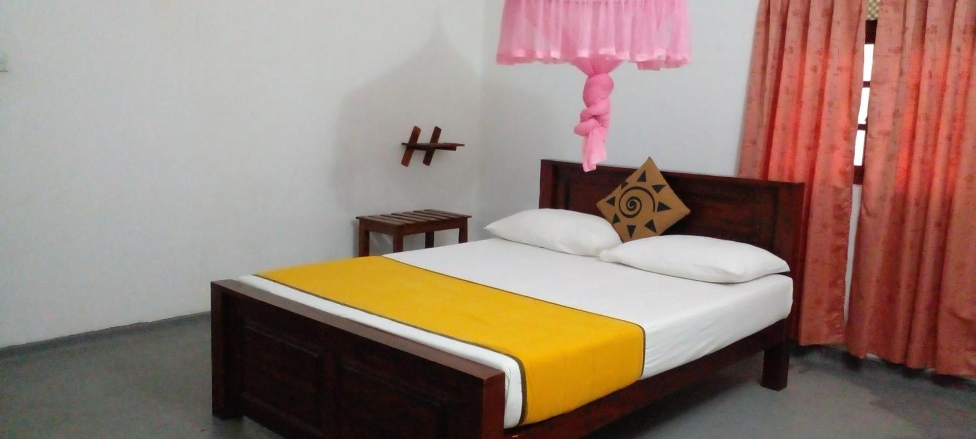 Yellow Birds Resort Anuradhapura Esterno foto